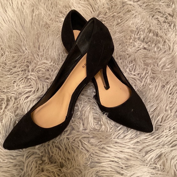 Express Black Heels - Picture 3 of 3